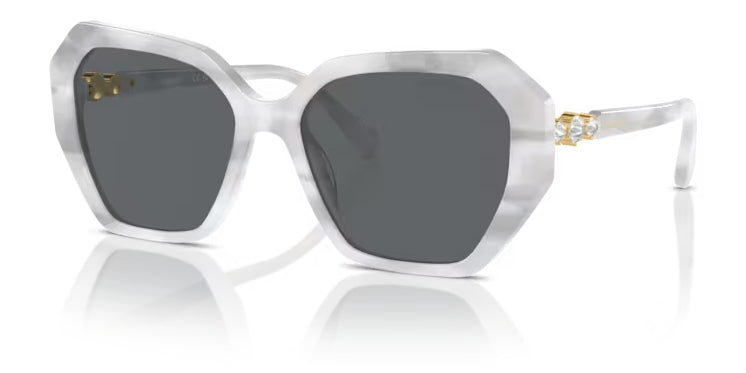 Lunettes de soleil Swarovski SK6017 104287 Blanc - vue trois-quarts