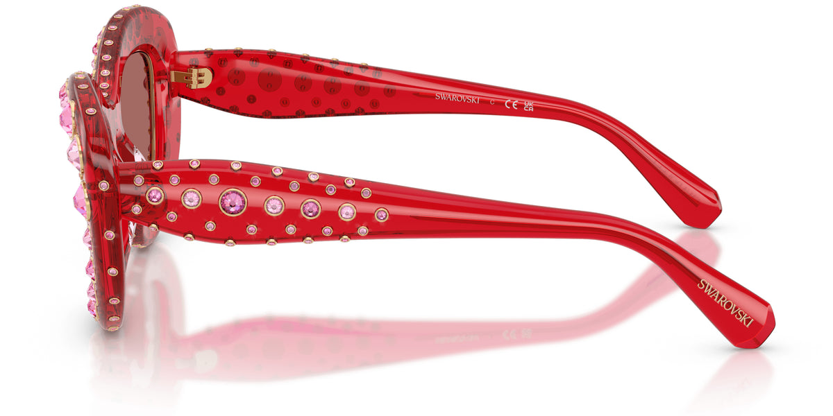 Lunettes de soleil Swarovski SK6060 110369 Rouge transparent - vue de côté