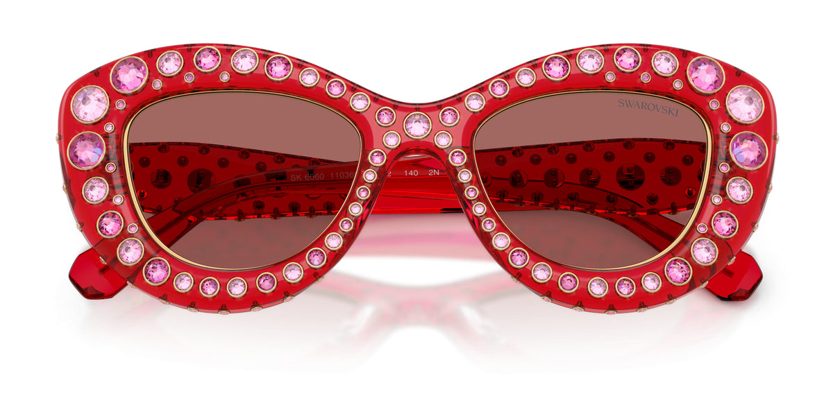 Lunettes de soleil Swarovski SK6060 110369 Rouge transparent - vue de face, branches repliées