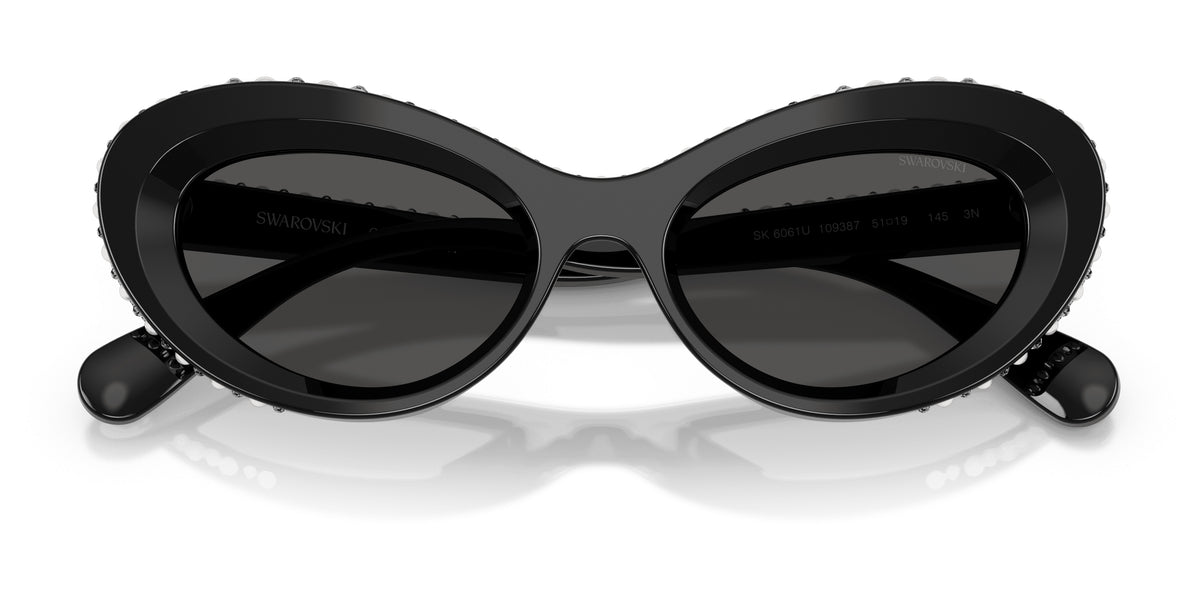 Lunettes de soleil Swarovski SK6061U 110687 Noir - vue de face, branches repliées