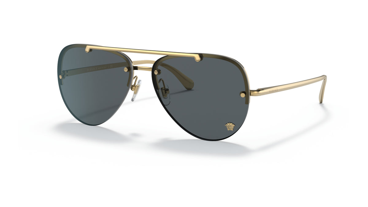 Lunettes de soleil Versace VE2231 100287 – Or – vue de trois quarts.