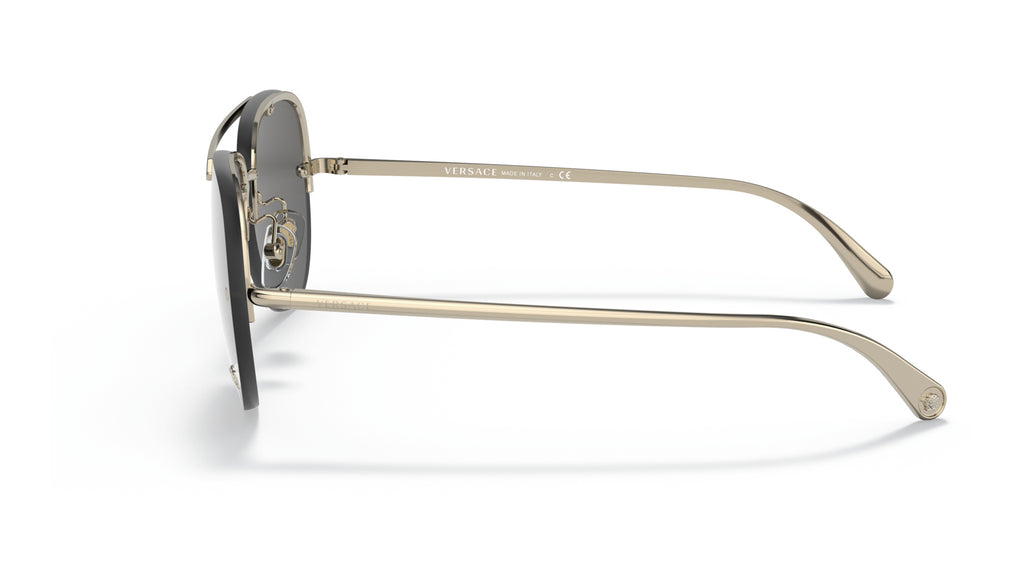 Lunettes de soleil Versace VE2231 12526G – Or Pâle – vue de profil.