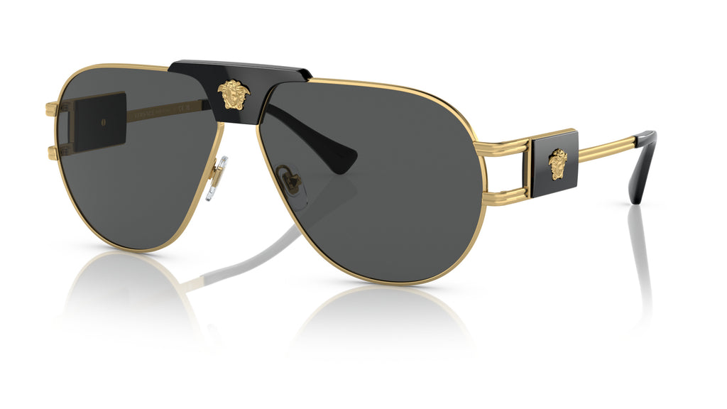 Lunettes de soleil Versace VE2252 100287 – Or – vue de trois quarts.