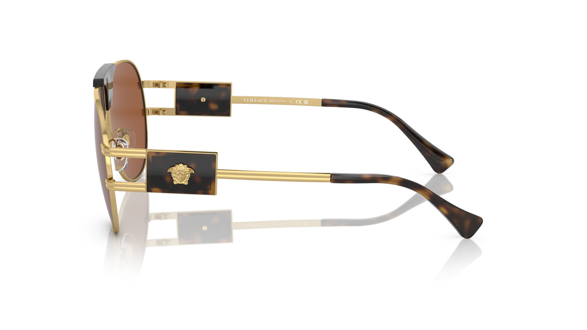 Lunettes de soleil Versace VE2252 147073 – Or – vue de profil.