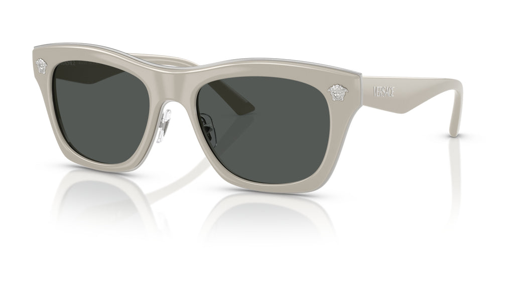 Lunettes de soleil Versace VE2272 549387 – Gris clair – vue de trois quarts.