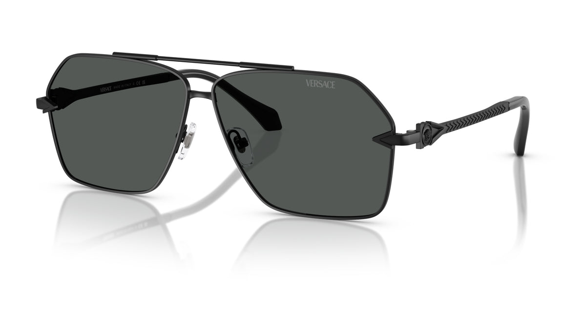 Lunettes de soleil Versace VE2284 143687 – Noir mat – vue de trois quarts.