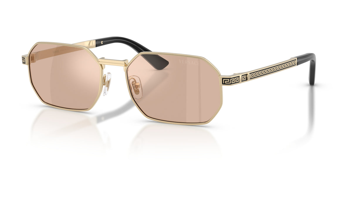 Lunettes de soleil Versace VE2297 1252/5 – Or Pâle – vue de trois quarts.