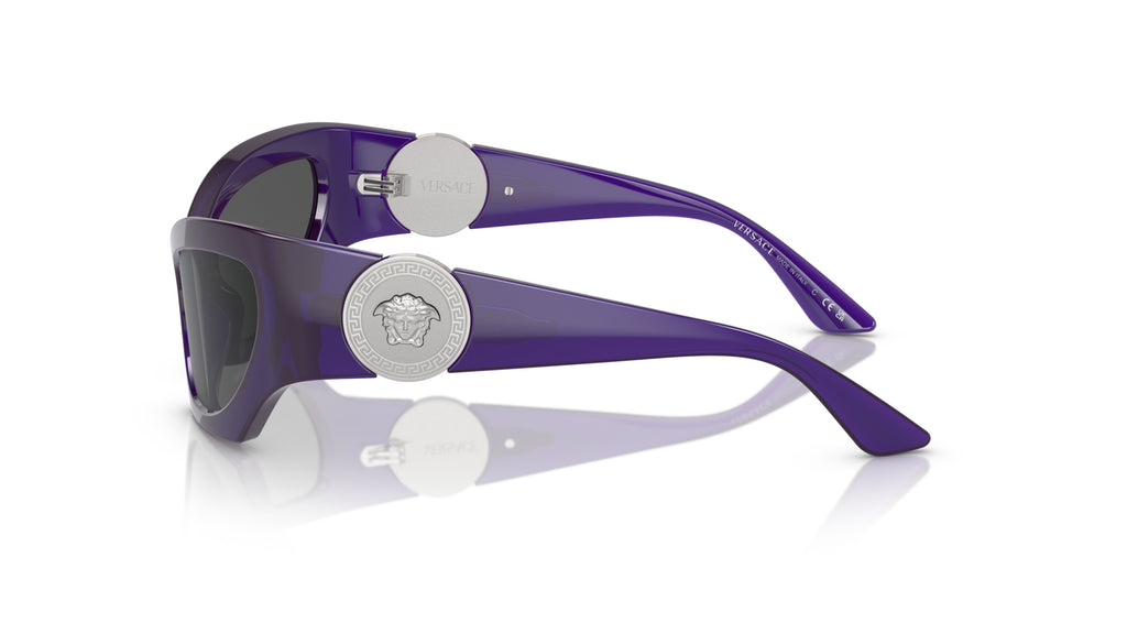 Lunettes de soleil Versace VE4450 541987 – Violet transparent – vue de profil.
