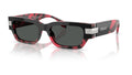 Lunettes de soleil Versace VE4465 545787 – Noir supérieur/rouge Havana – vue de trois quarts.