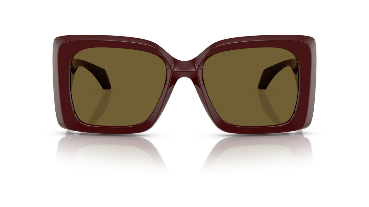 Lunettes de soleil Versace VE4467U 546473 – Rubis foncé – vue de face.