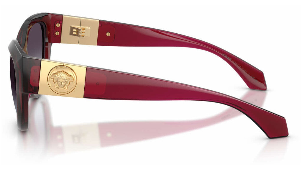 Lunettes de soleil Versace VE4524U 388/8G – Rouge transparent – vue de profil.