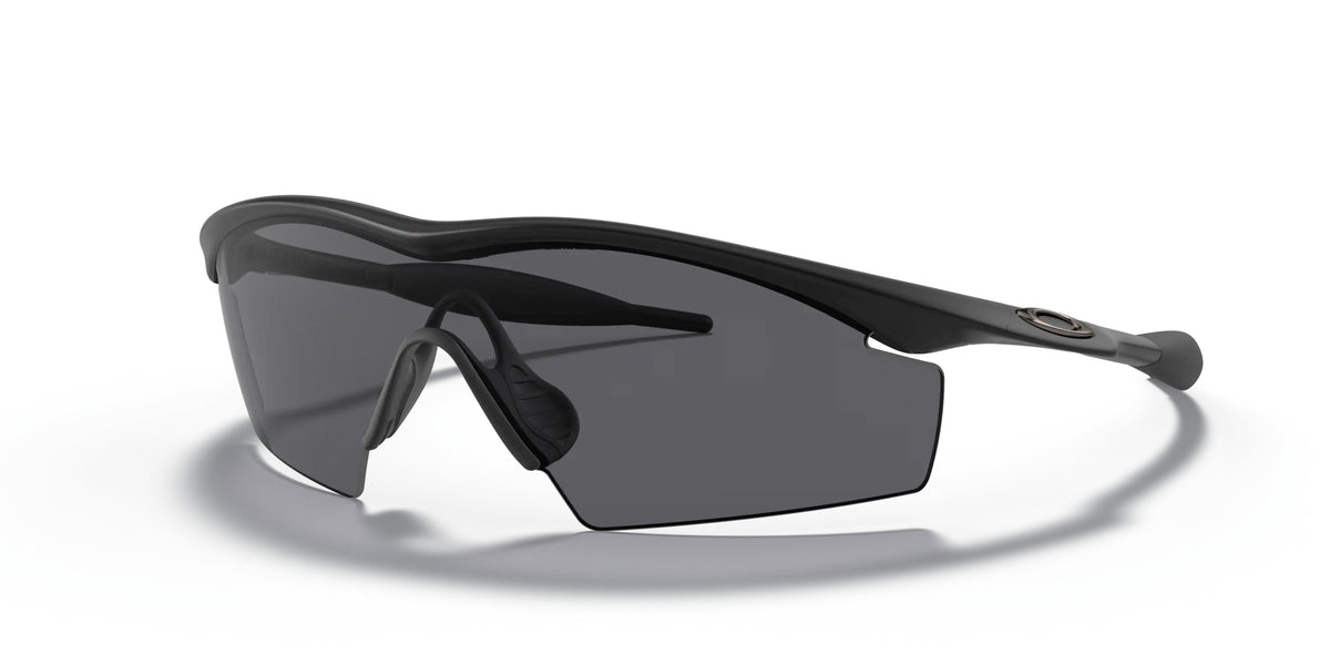 Oakley OO9060 11-162 Noir - vue trois-quarts