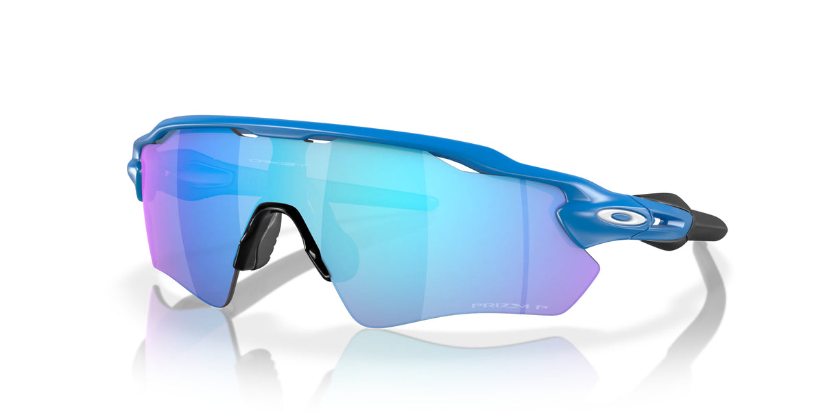 Oakley OO9208 9208F1 Mat sapphire - vue trois-quarts
