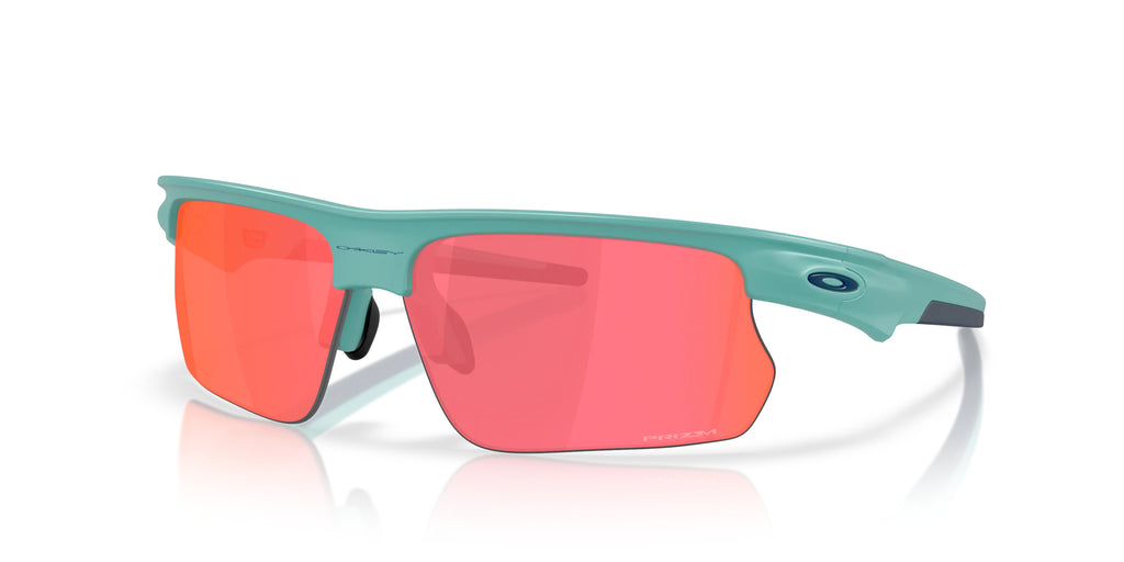 Oakley OO9400 940018 Mat pacific - vue trois-quarts