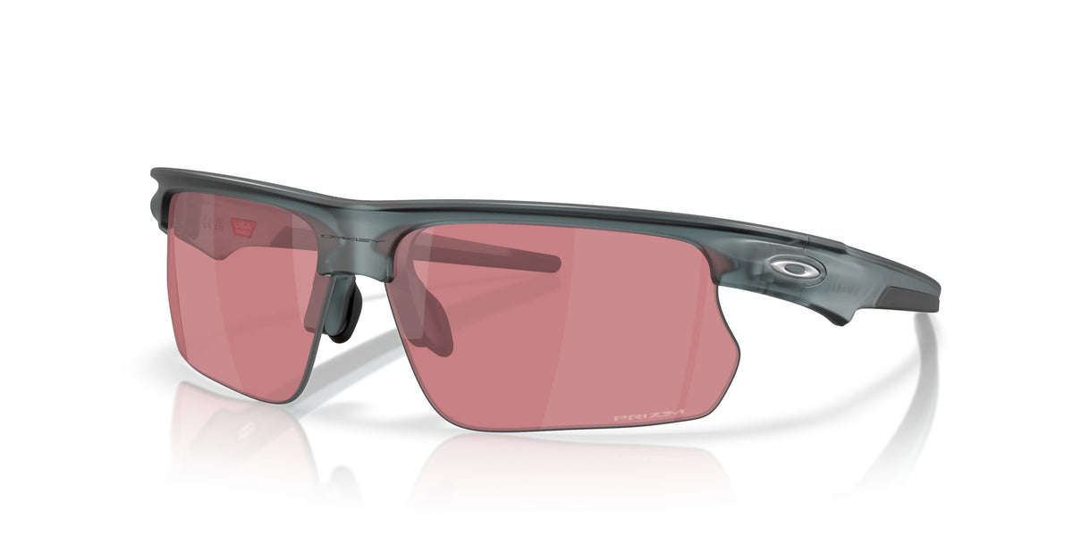 Oakley OO9400 940019 Mat cristal noir - vue trois-quarts