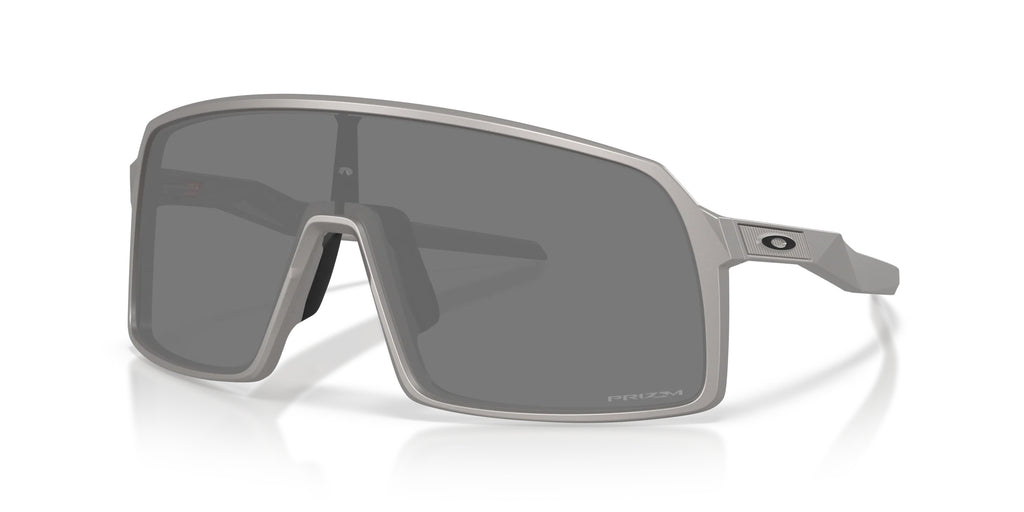 Oakley OO9406 9406D1 Titanium - vue trois-quarts