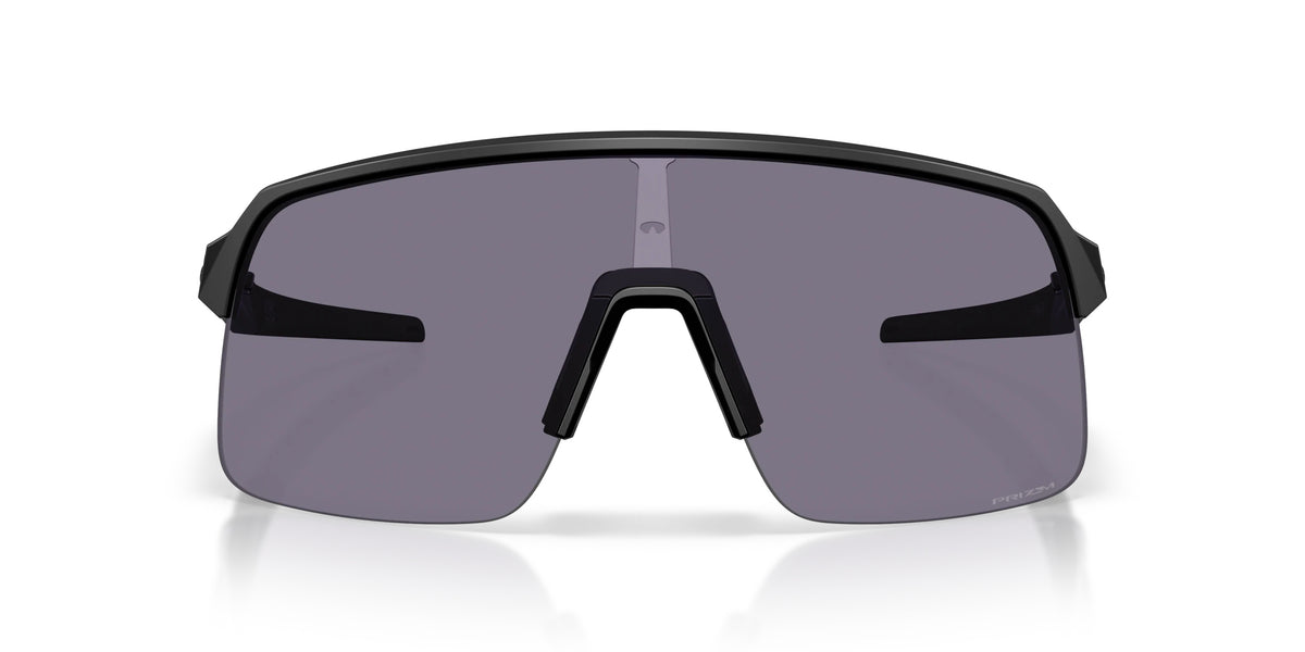 Oakley OO9463 9463B9 Noir mat - vue de face
