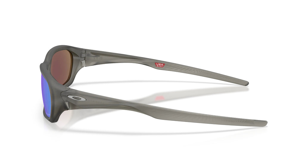 Oakley OO9530 953002 Gris smoke mat - vue de côté