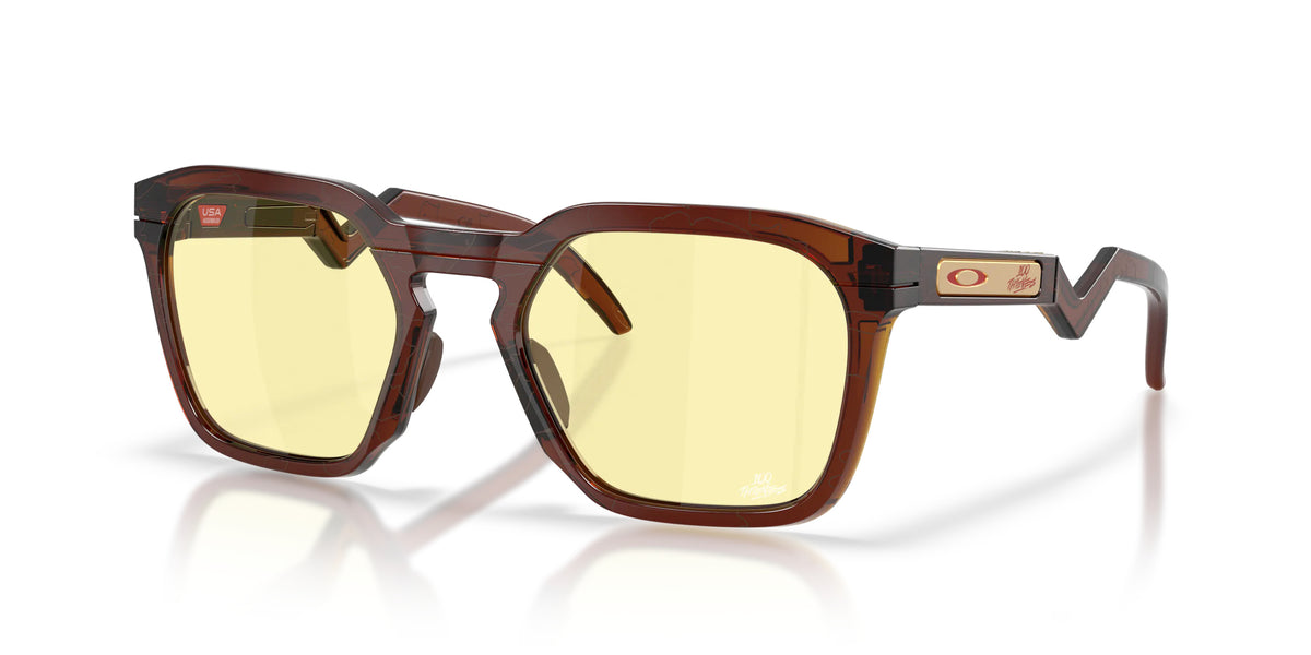 Oakley OO9533 953310 Dark amber - vue trois-quarts