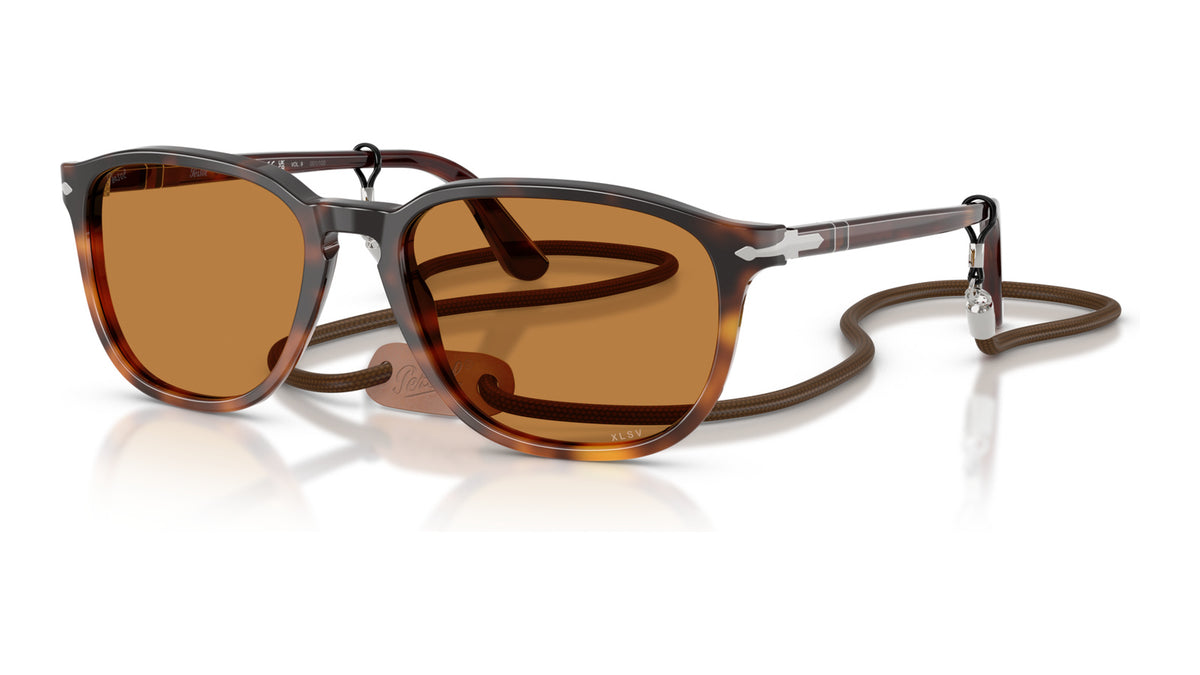 Persol PO3019S 116073 Écaille brune dégradée - vue trois-quarts