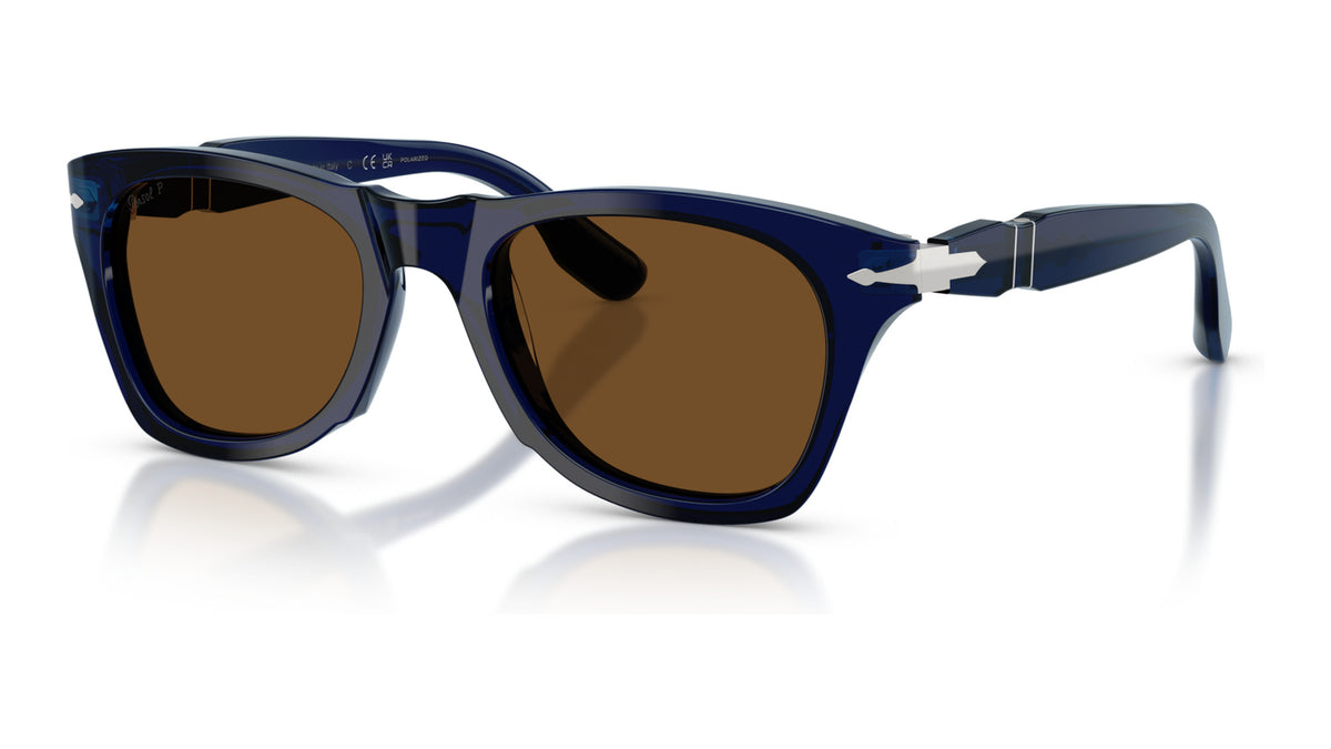 Persol PO8001S 181/57 Cobalt - vue trois-quarts